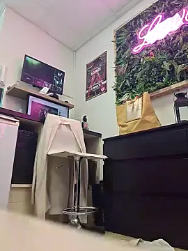 Nathotsexy1 online show from December 31, 1:30 pm