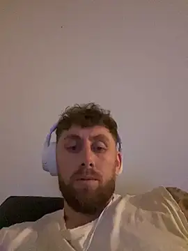 Cata9407 online show from December 4, 9:45 pm