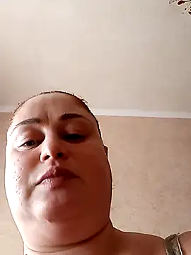 Amy August online show from March 21, 11:44 am