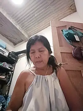 Snapshot of TropicalFlower chatting on May 26, 12:01 pm TropicalFlower online show from May 26, 12:01 pm