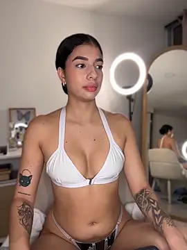 Veronica ar online show from June 12, 4:22 am