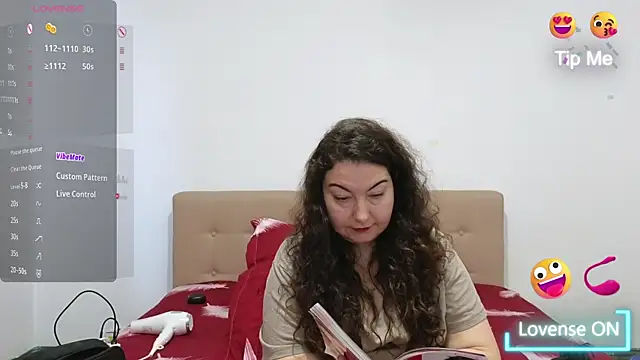 BBW MILF 4U online show from January 9, 8:06 am