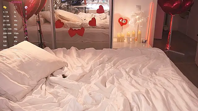 Ffoxyflame online show from February 14, 2:39 am