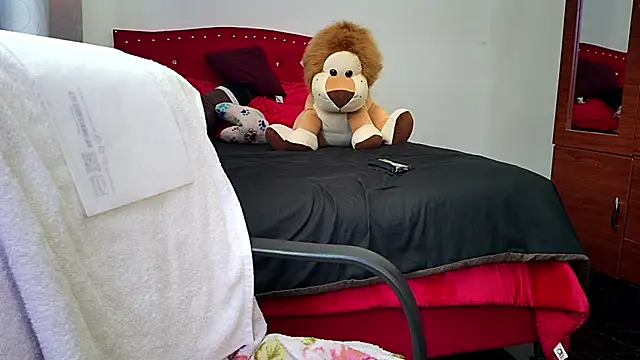 mayhott2 online show from September 11, 5:24 pm