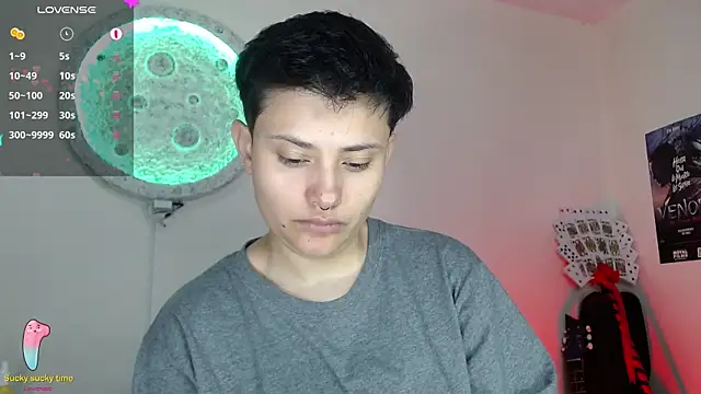 girl intense444 online show from March 5, 4:24 pm