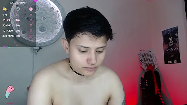 girl intense444 online show from March 7, 4:22 pm