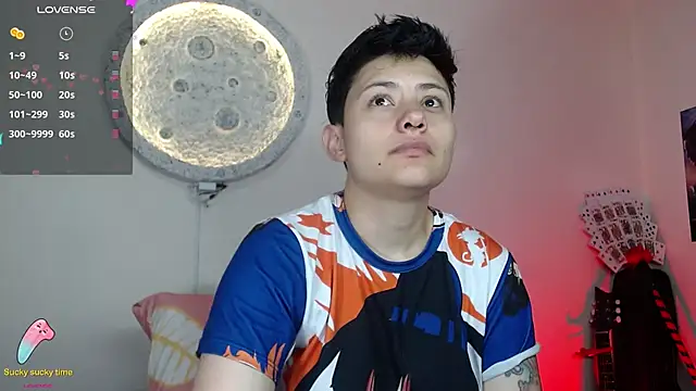 girl intense444 online show from March 11, 1:12 pm