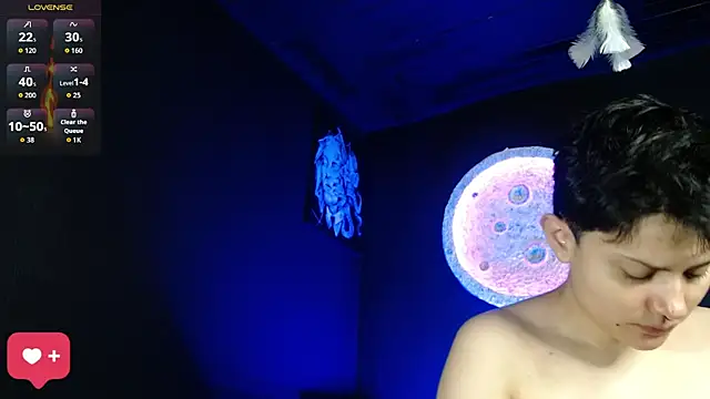 girl intense444 online show from October 1, 12:55 pm