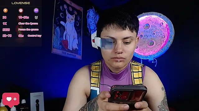 girl intense444 online show from November 5, 12:38 pm