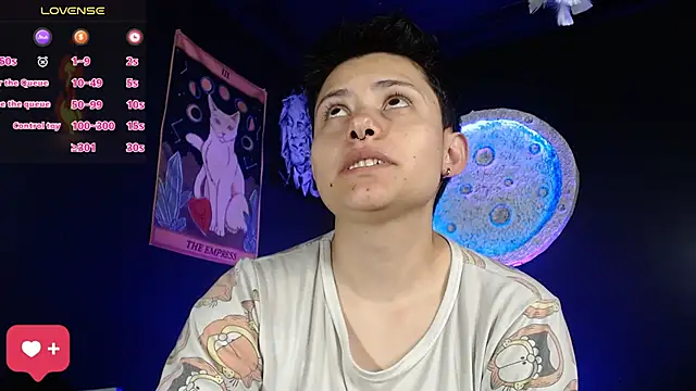 girl intense444 online show from November 29, 12:52 pm