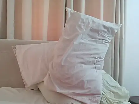 Deliciousgal online show from January 10, 11:23 am