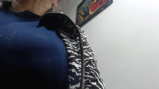 sexytitshot126 online show from November 24, 4:18 pm