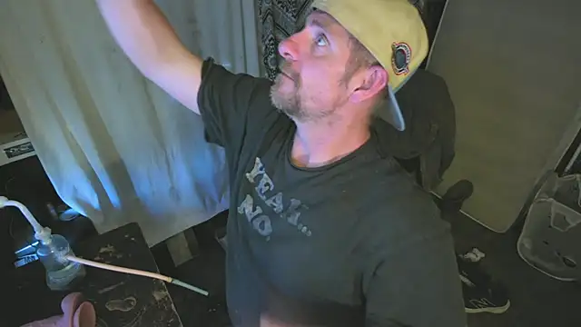 Snapshot of sex4fun_21 chatting on March 18, 11:41 pm sex4fun 21 online show from March 18, 11:41 pm