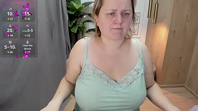 ScarlettSoft online show from December 10, 5:39 am