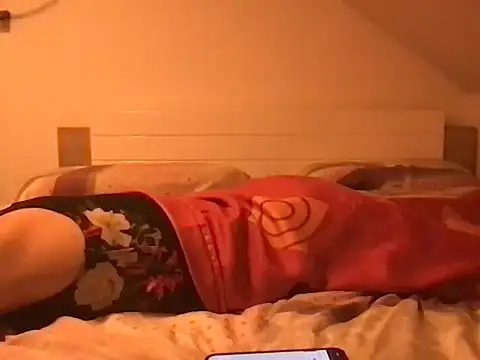 Snapshot of Moistdevil chatting on January 6, 6:52 pm Moistdevil online show from January 6, 6:52 pm