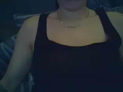 Snapshot of geilmeisje98 chatting on January 27, 9:00 pm geilmeisje98 online show from January 27, 9:00 pm