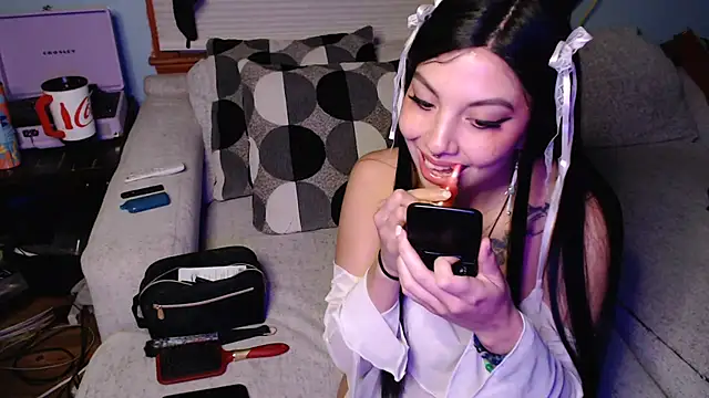 NativeNymph online show from September 12, 6:13 am