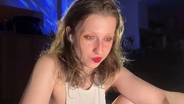 Hairy Coraline online show from February 21, 2:16 pm