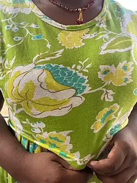 Dhiyapink online show from February 4, 12:22 pm