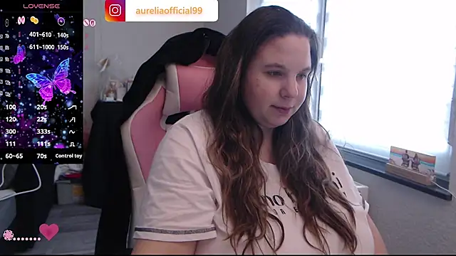 AureliaWinter online show from January 19, 10:30 am