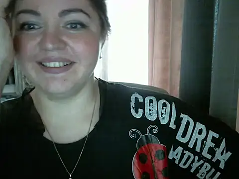 Snapshot of cute__cherry chatting on March 1, 1:07 pm cute cherry online show from March 1, 1:07 pm