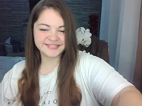 Snapshot of cute__cherry chatting on October 24, 7:21 pm cute cherry online show from October 24, 7:21 pm