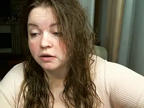 Snapshot of cute__cherry chatting on November 28, 10:23 pm cute cherry online show from November 28, 10:23 pm