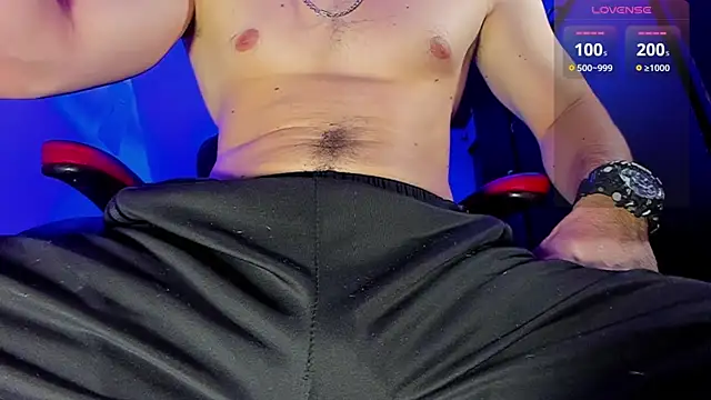 Snapshot of Alex_smith00 chatting on January 31, 2:26 am Alex smith00 online show from January 31, 2:26 am