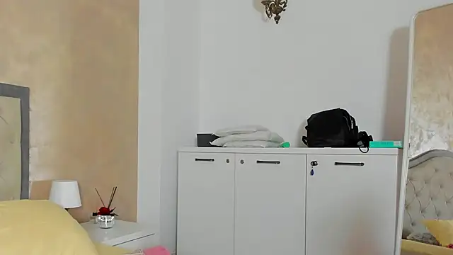 JennaMyers online show from October 3, 7:22 pm