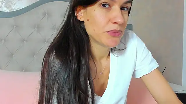 JennaMyers online show from November 18, 8:24 pm