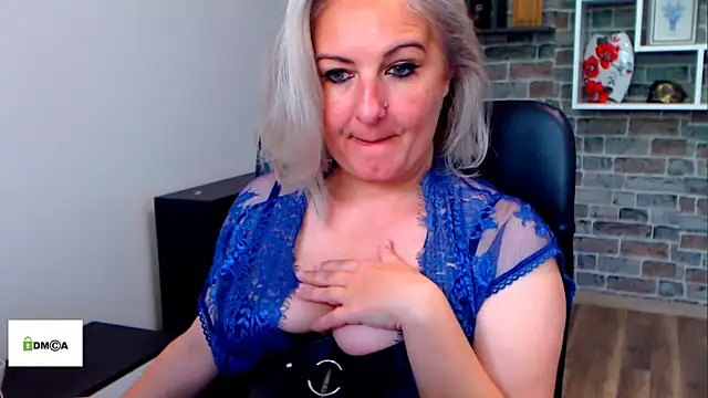angel devil milf online show from May 31, 11:39 am