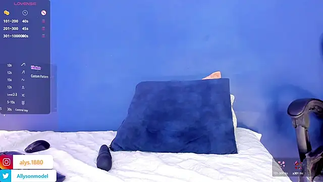 alysson 18 online show from March 20, 4:09 pm