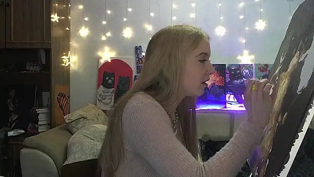 SecretSophia online show from March 2, 11:09 pm