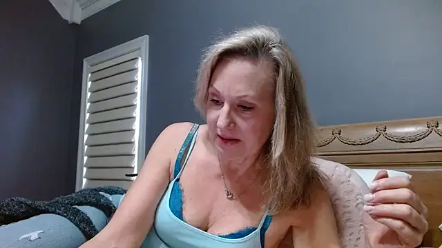 Snapshot of Lisaisluscious chatting on January 26, 3:03 pm Lisaisluscious online show from January 26, 3:03 pm