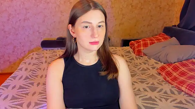Snapshot of Leliana_Fucker chatting on December 27, 10:23 am Leliana Fucker online show from December 27, 10:23 am