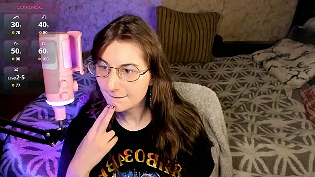 Snapshot of Leliana_Fucker chatting on August 10, 4:27 am Leliana Fucker online show from August 10, 4:27 am