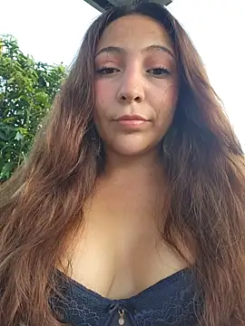 VickyHoult online show from November 6, 9:59 pm