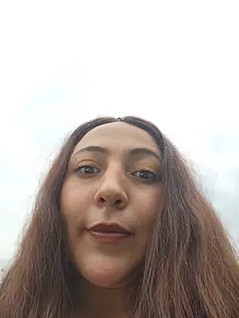 VickyHoult online show from April 22, 9:38 pm