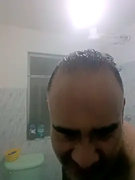 Snapshot of PhillDrake11 chatting on October 1, 3:01 am PhillDrake11 online show from October 1, 3:01 am