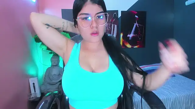 pearl weet online show from December 23, 6:16 pm