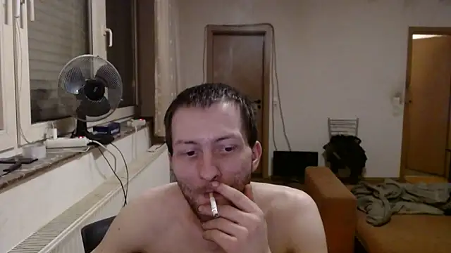 Snapshot of sexymann92 chatting on February 18, 10:16 am sexymann92 online show from February 18, 10:16 am