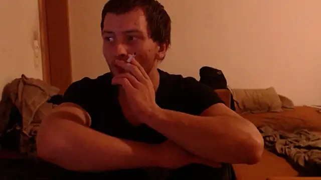 Snapshot of sexymann92 chatting on October 5, 6:17 pm sexymann92 online show from October 5, 6:17 pm