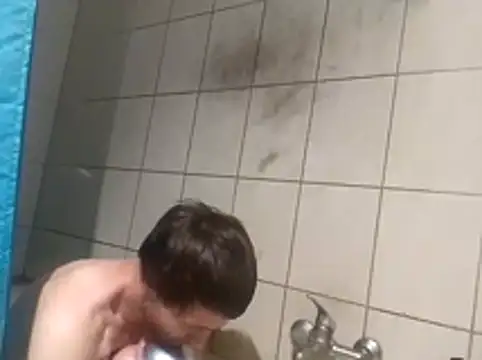 Snapshot of sexymann92 chatting on October 22, 12:38 pm sexymann92 online show from October 22, 12:38 pm