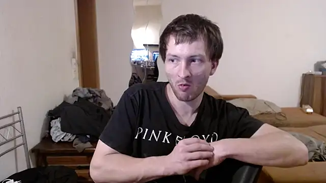 Snapshot of sexymann92 chatting on October 28, 12:30 pm sexymann92 online show from October 28, 12:30 pm