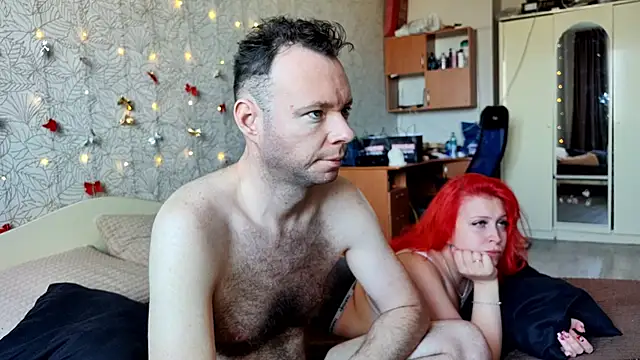 Snapshot of GenrikhBecca chatting on January 25, 11:02 am GenrikhBecca online show from January 25, 11:02 am