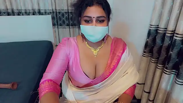 Snapshot of SonY_CaM chatting on July 20, 10:29 am SonY CaM online show from July 20, 10:29 am