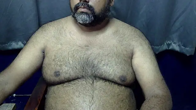Snapshot of hairysubcub_70 chatting on May 31, 5:59 am hairysubcub 70 online show from May 31, 5:59 am