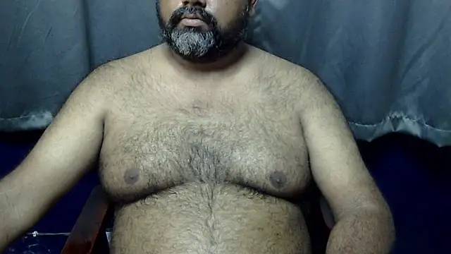 Snapshot of hairysubcub_70 chatting on June 4, 5:02 am hairysubcub 70 online show from June 4, 5:02 am
