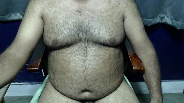 Snapshot of hairysubcub_70 chatting on June 4, 5:08 pm hairysubcub 70 online show from June 4, 5:08 pm