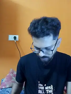 arhan3043 online show from September 19, 1:34 pm